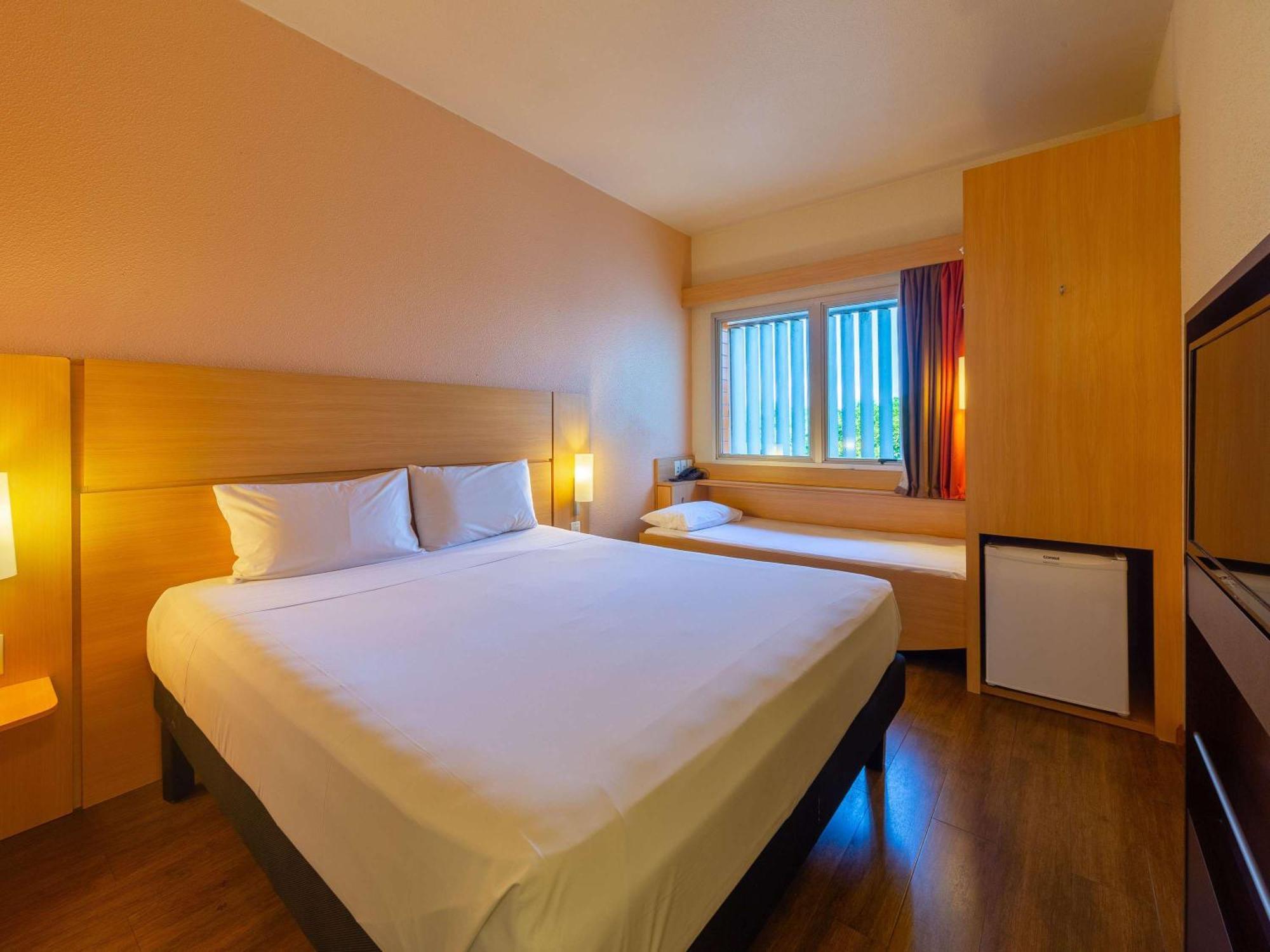 Ibis Manaus Distrito Industrial Exterior foto